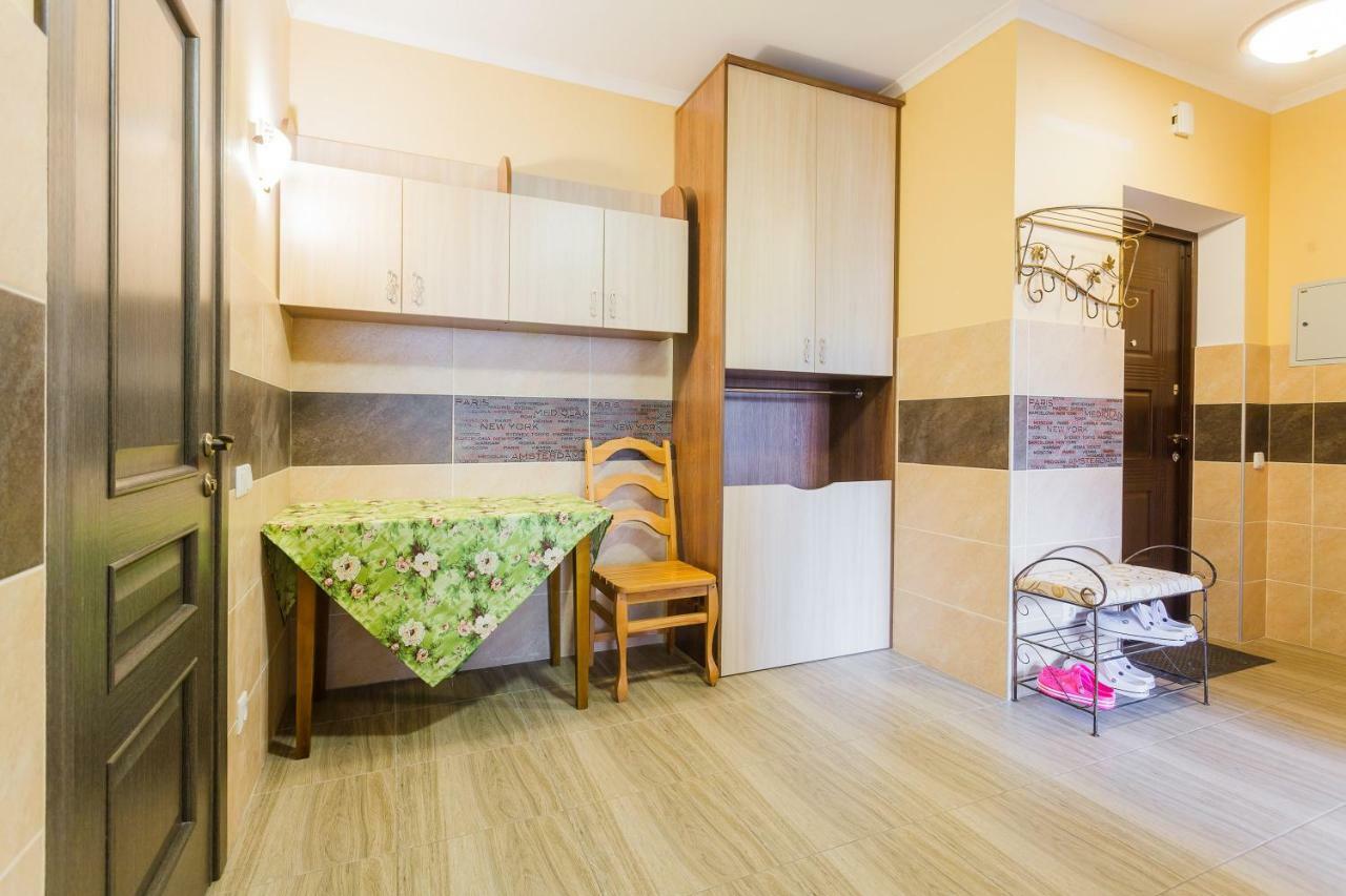 Солнечная Квартира На Ломоносова 71, Вднх Kyiv Exterior photo